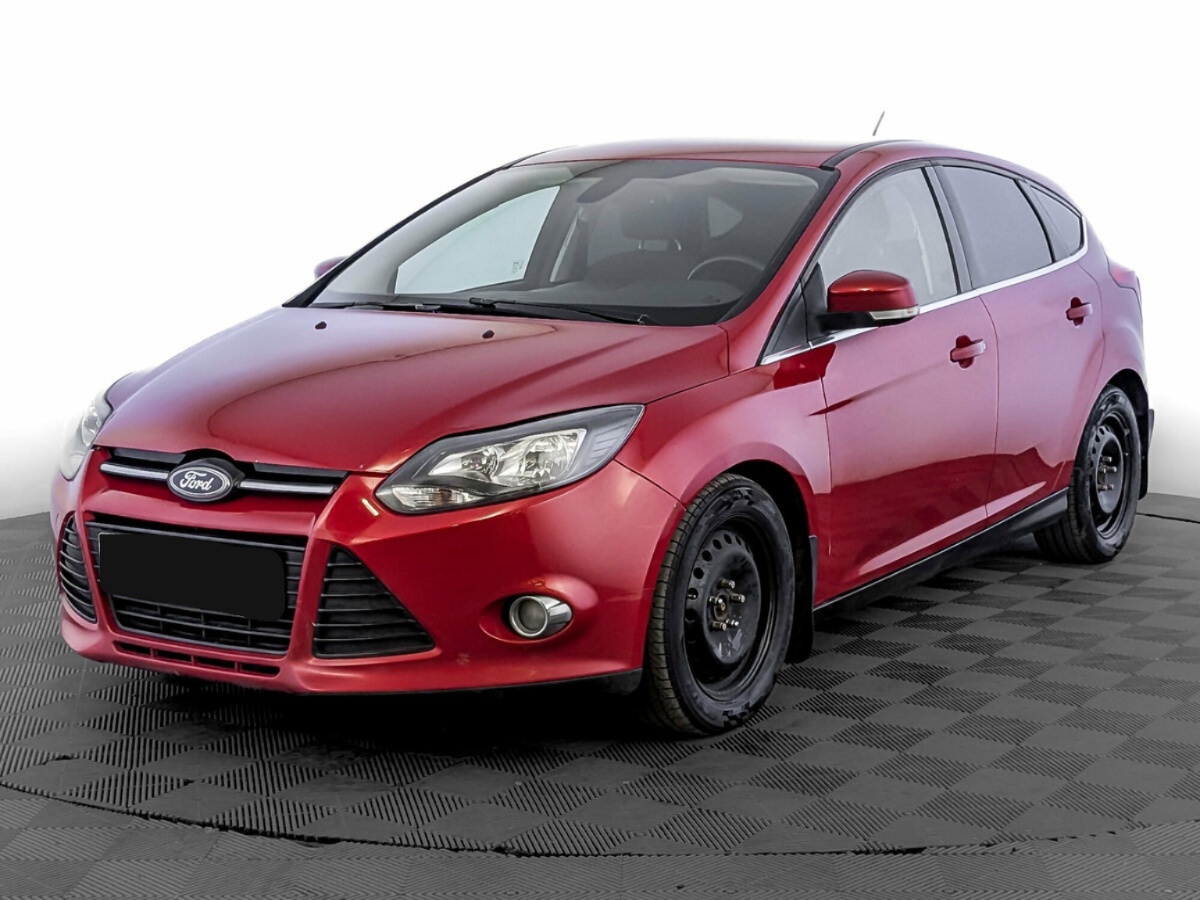 Ford Focus III, 2012, 2012 с пробегом 118 022 км, цвет Красный, цена - 594 000 руб., кузов - Хэтчбек 5 дв.