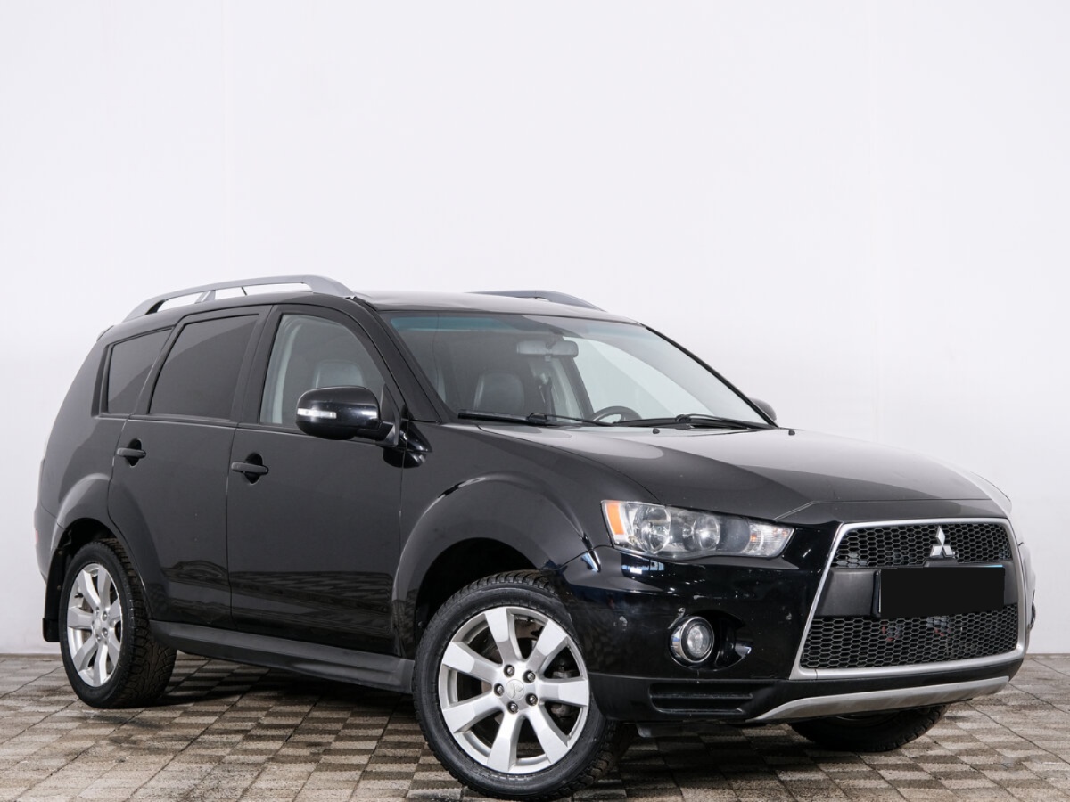 Mitsubishi Outlander II Рестайлинг, 2009, 2009 с пробегом 216 000 км, цвет Чёрный, цена - 676 080 руб., кузов - Внедорожник 5 дв.