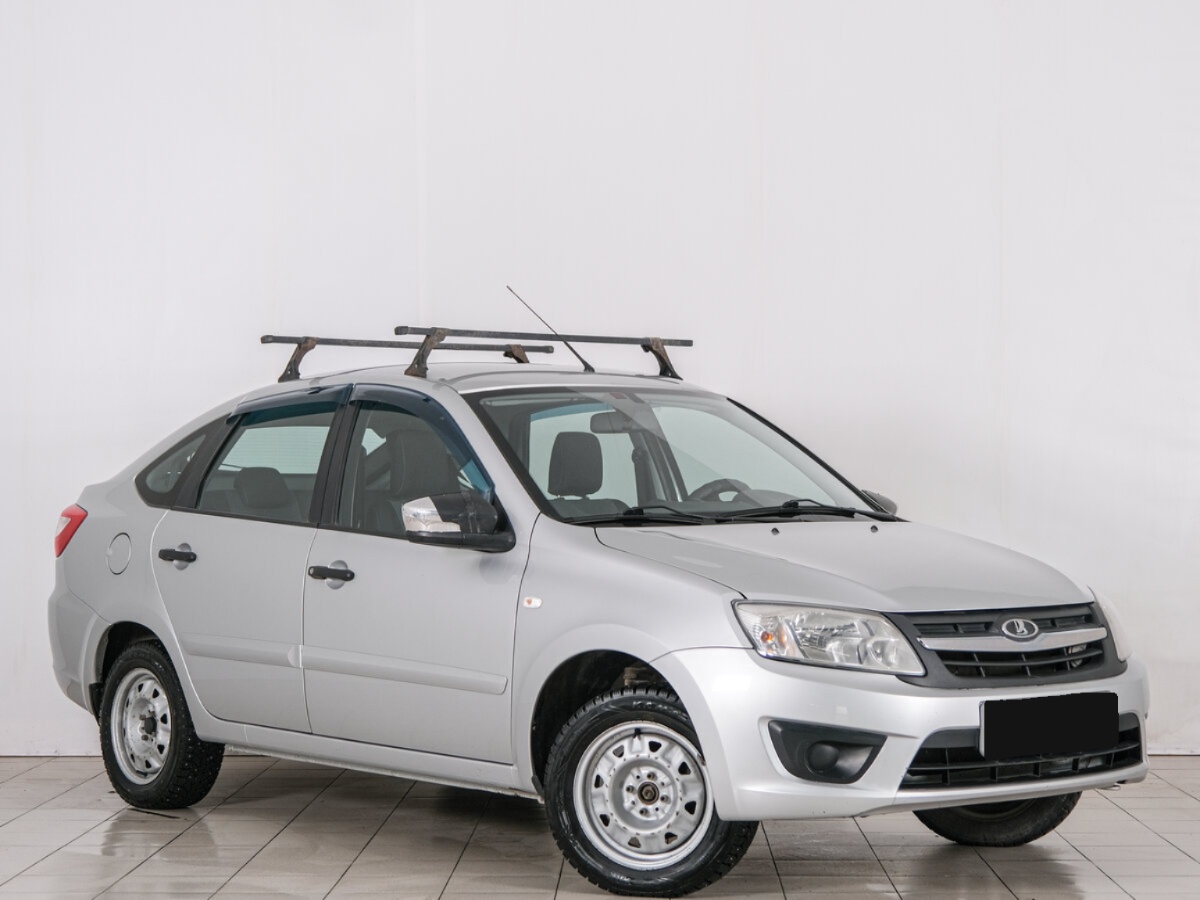 Lada (ВАЗ) Granta I, 2018, 2018 с пробегом 157 000 км, цвет Серебристый, цена - 395 280 руб., кузов - Лифтбек