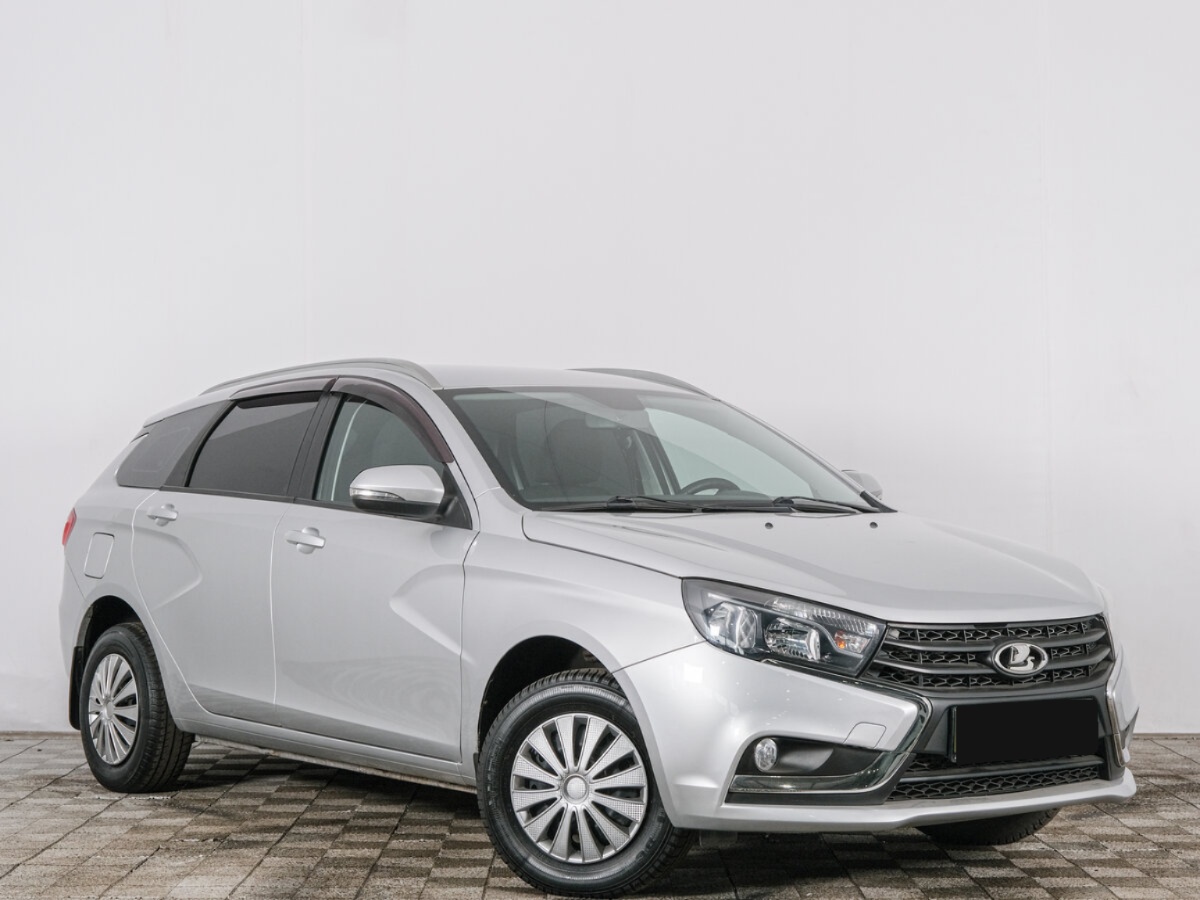 Lada (ВАЗ) Vesta SW I, 2018, 2018 с пробегом 83 000 км, цвет Серебристый, цена - 668 880 руб., кузов - Универсал 5 дв.