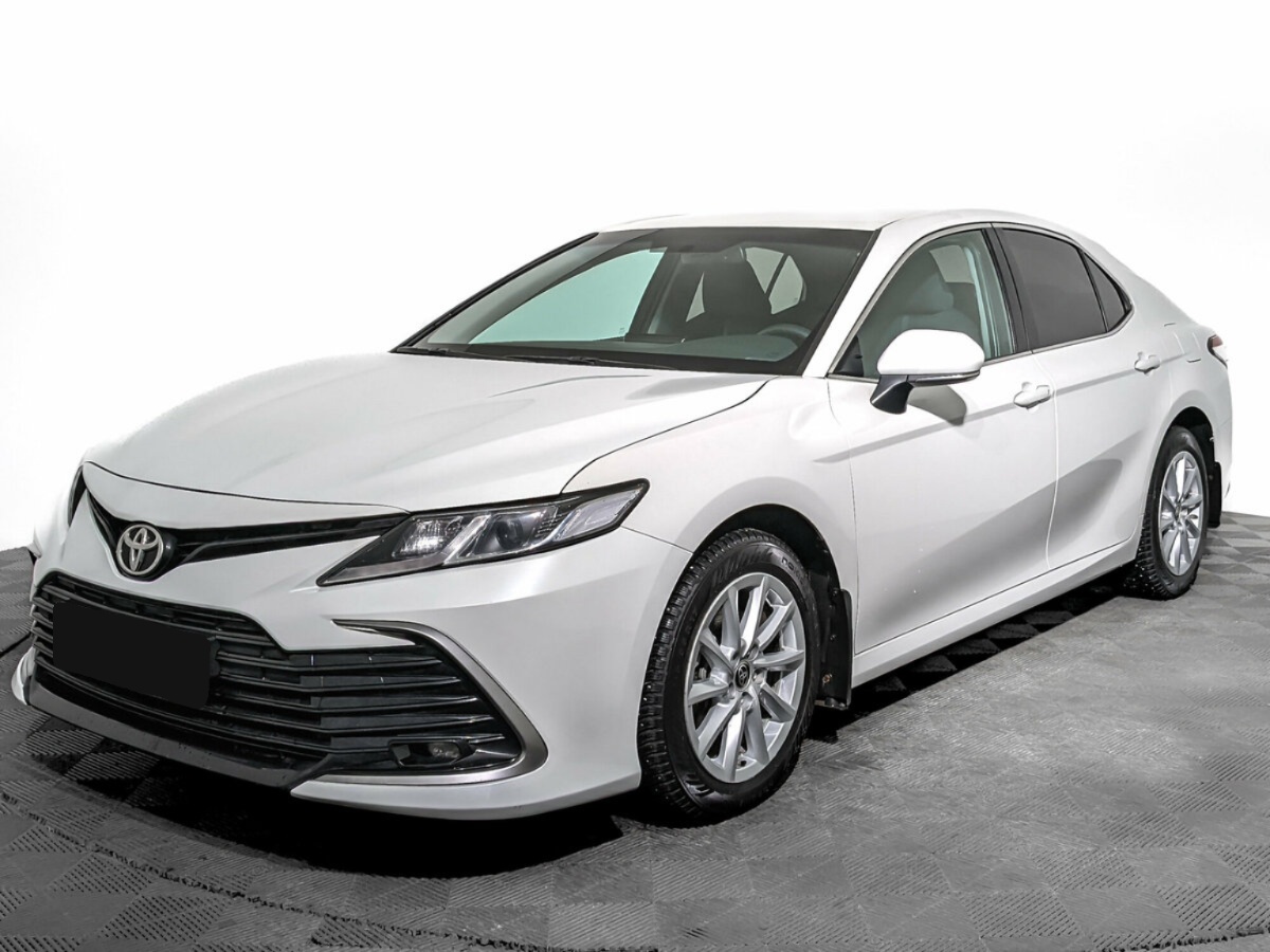 Toyota Camry VIII (XV70) Рестайлинг, 2021, 2021 с пробегом 70 886 км, цвет Белый, цена - 1 962 000 руб., кузов - Седан