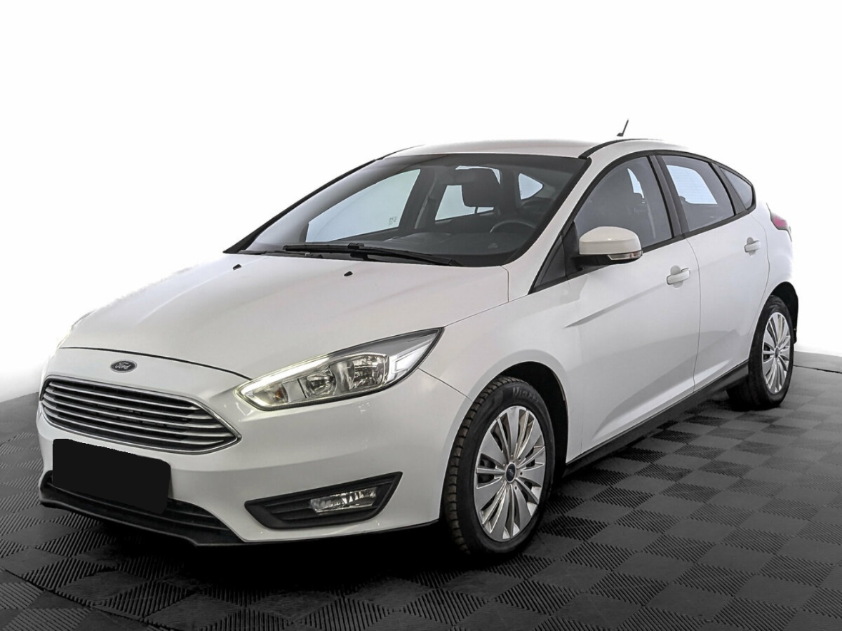 Ford Focus III Рестайлинг, 2019, 2019 с пробегом 75 627 км, цвет Белый, цена - 928 800 руб., кузов - Хэтчбек 5 дв.