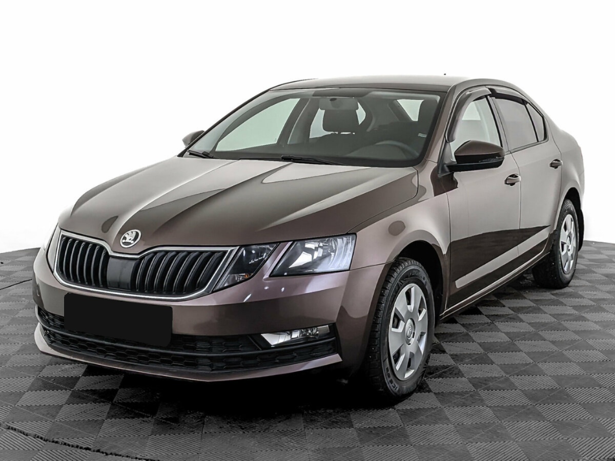 Skoda Octavia III (A7) Рестайлинг, 2019, 2019 с пробегом 85 928 км, цвет Коричневый, цена - 1 404 000 руб., кузов - Лифтбек