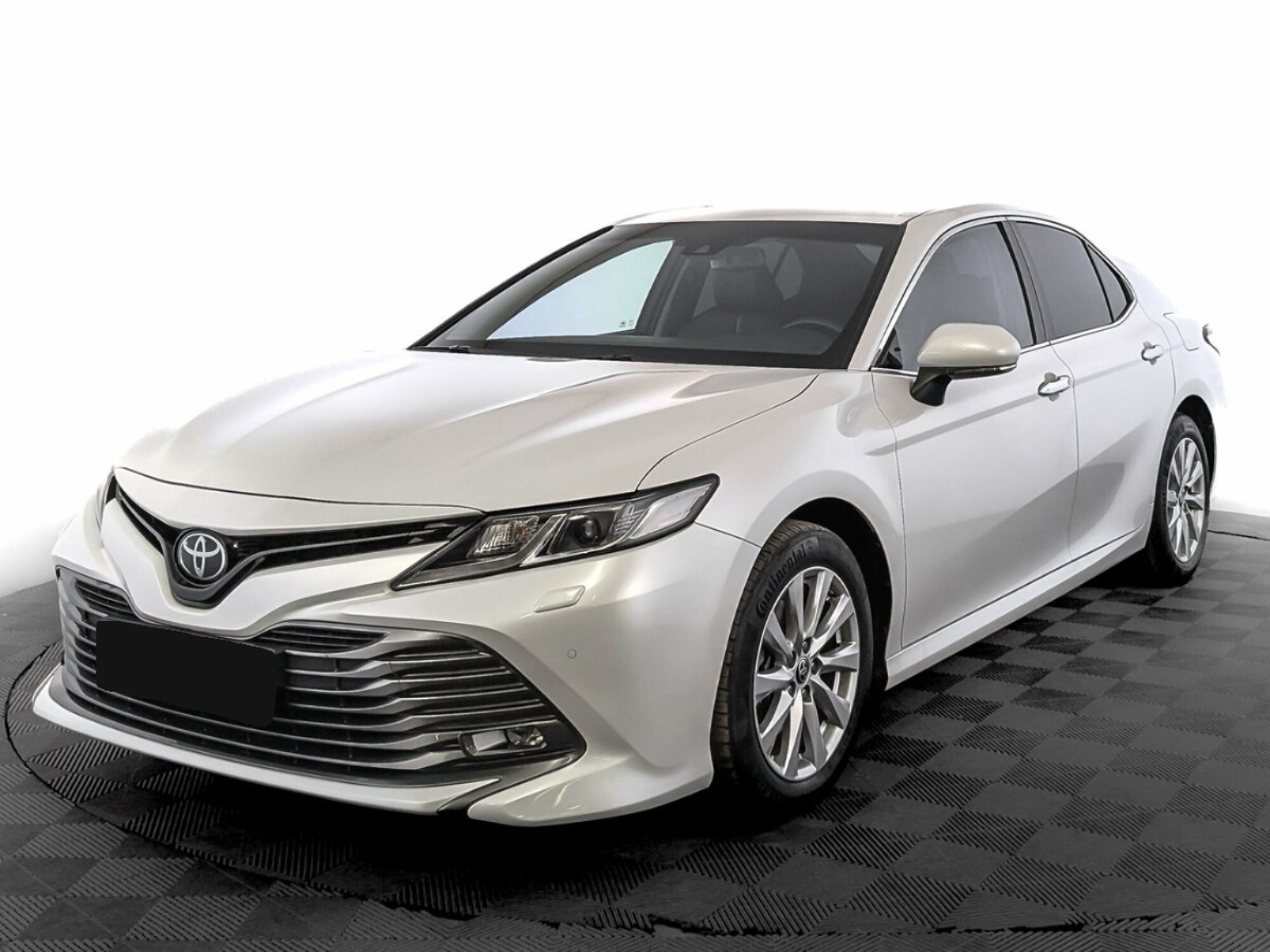 Toyota Camry VIII (XV70), 2020, 2020 с пробегом 57 519 км, цвет Белый, цена - 2 437 200 руб., кузов - Седан