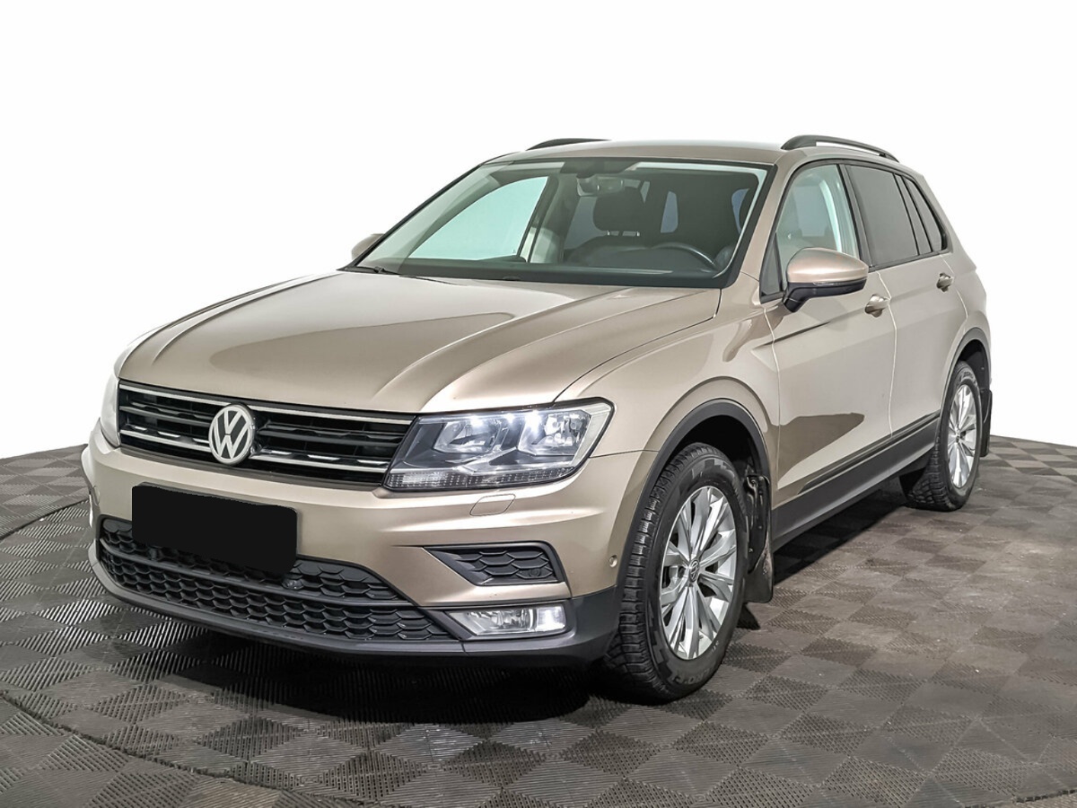 Volkswagen Tiguan II, 2017, 2017 с пробегом 124 023 км, цвет Бежевый, цена - 1 443 600 руб., кузов - Внедорожник 5 дв.