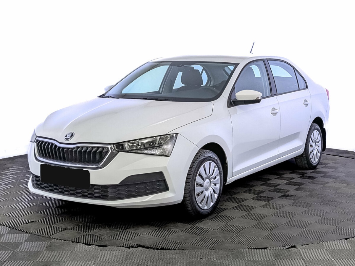 Skoda Rapid II, 2021, 2021 с пробегом 302 011 км, цвет Белый, цена - 763 200 руб., кузов - Лифтбек