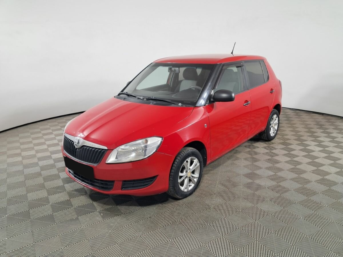 Skoda Fabia II Рестайлинг, 2013, 2013 с пробегом 150 000 км, цвет , цена - 376 000 руб., кузов - 