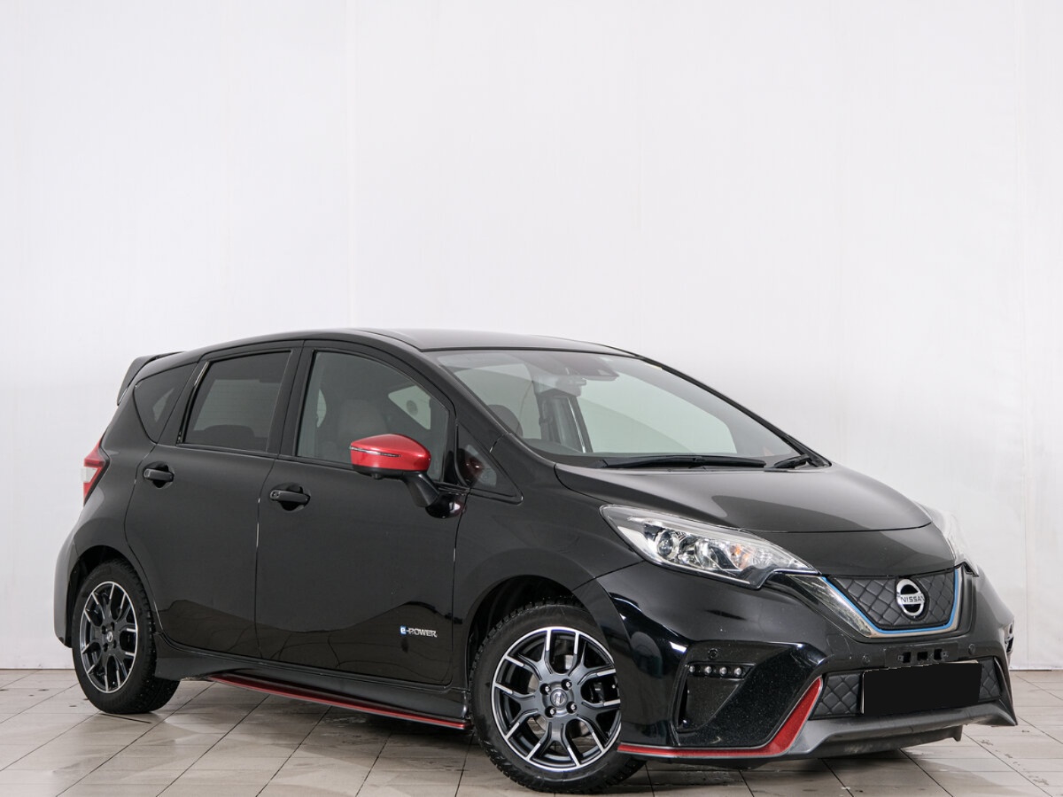 Nissan Note Nismo e-Power II Рестайлинг, 2018, 2018 с пробегом 116 000 км, цвет Чёрный, цена - 1 115 280 руб., кузов - Хэтчбек 5 дв.