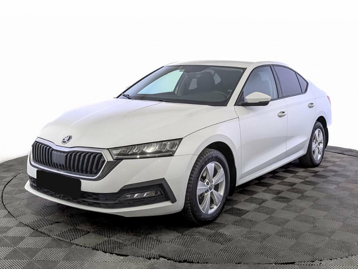 Skoda Octavia IV (A8), 2022, 2022 с пробегом 95 417 км, цвет Белый, цена - 1 796 400 руб., кузов - Лифтбек