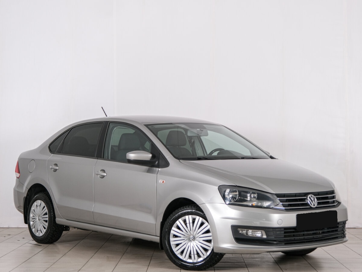 Volkswagen Polo V Рестайлинг, 2017, 2017 с пробегом 136 300 км, цвет Серебристый, цена - 719 280 руб., кузов - Седан