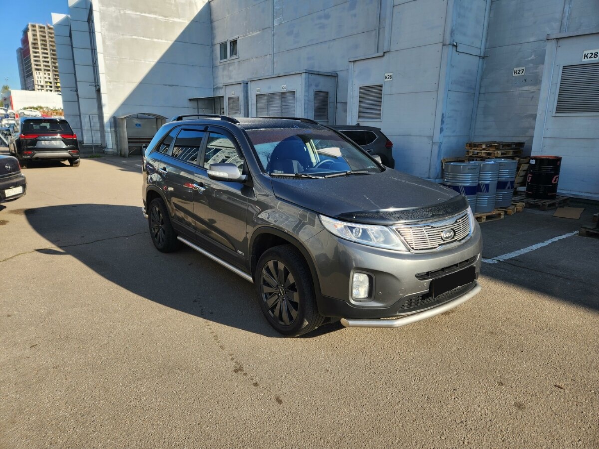 Kia Sorento II Рестайлинг, 2015, 2015 с пробегом 172 801 км, цвет , цена - 1 039 350 руб., кузов - 