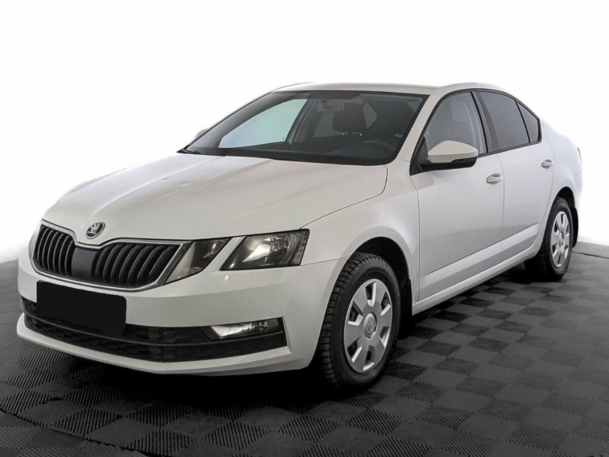Skoda Octavia III (A7) Рестайлинг, 2018, 2018 с пробегом 204 420 км, цвет Белый, цена - 964 800 руб., кузов - Лифтбек