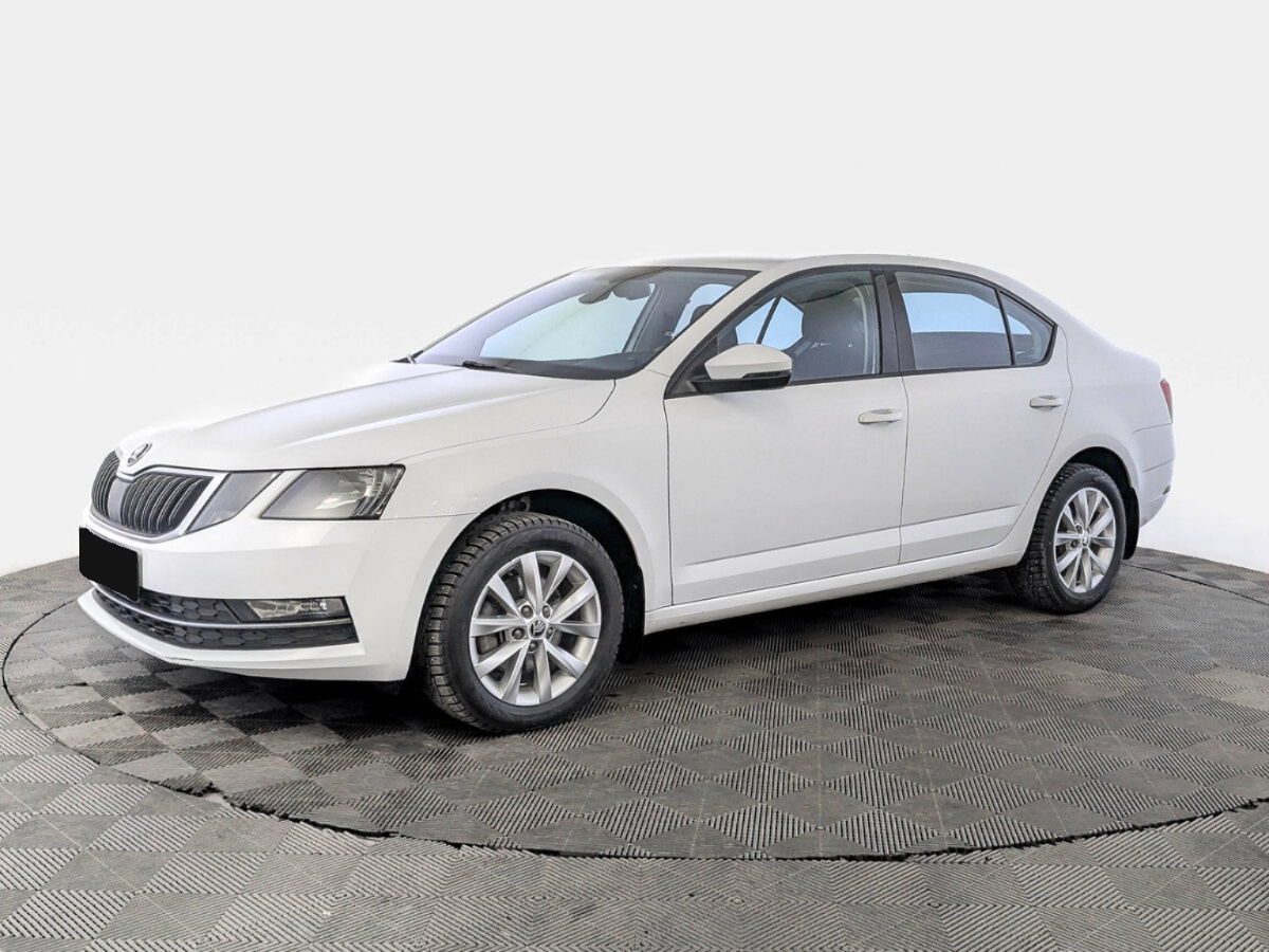 Skoda Octavia III (A7) Рестайлинг, 2019, 2019 с пробегом 79 450 км, цвет Белый, цена - 1 346 400 руб., кузов - Лифтбек