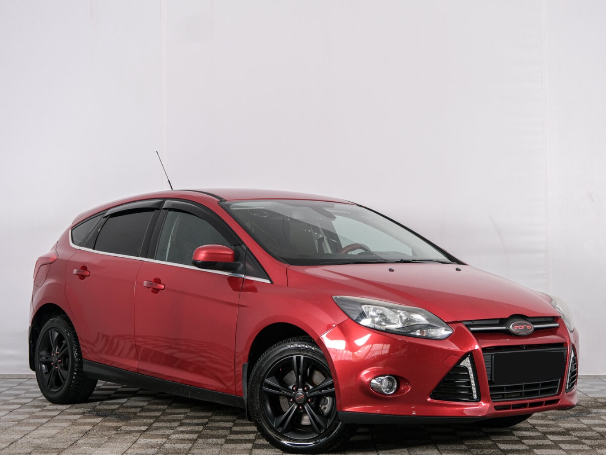Ford Focus III, 2012, 2012 с пробегом 184 000 км, цвет Красный, цена - 474 480 руб., кузов - Хэтчбек 5 дв.