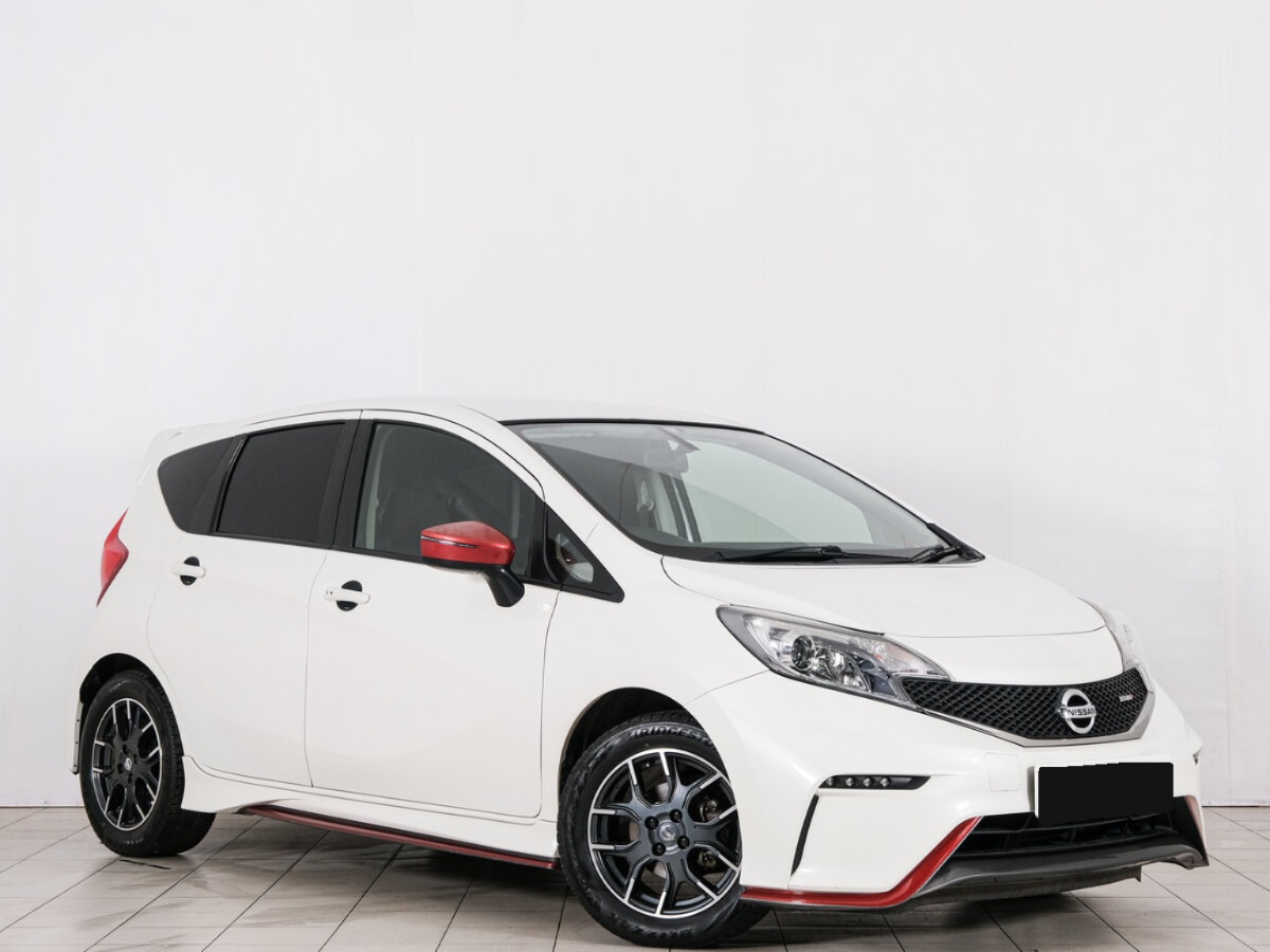 Nissan Note Nismo II, 2015, 2015 с пробегом 135 000 км, цвет Белый, цена - 798 480 руб., кузов - Хэтчбек 5 дв.