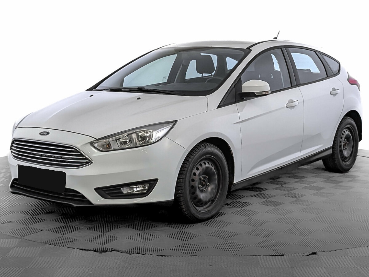 Ford Focus III Рестайлинг, 2019, 2019 с пробегом 105 987 км, цвет Белый, цена - 928 800 руб., кузов - Хэтчбек 5 дв.