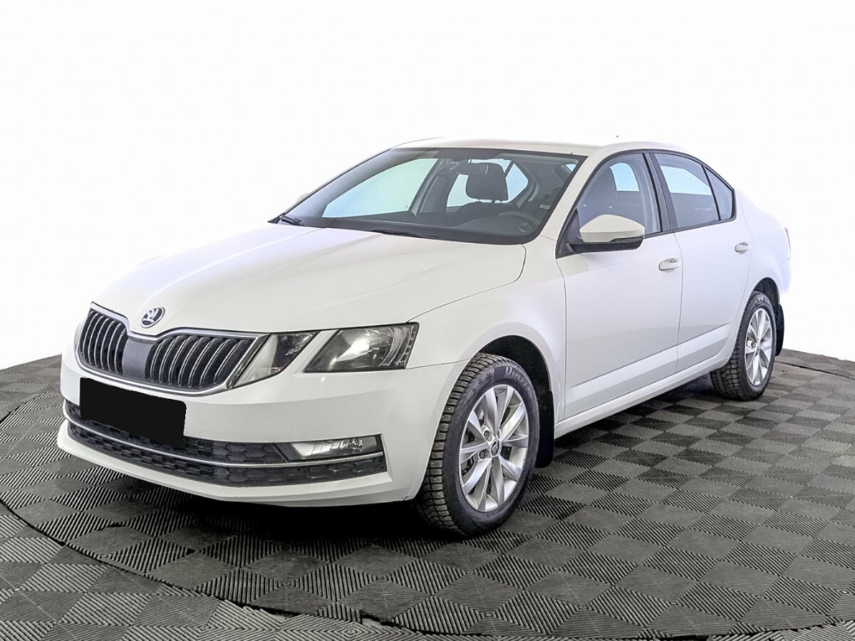 Skoda Octavia III (A7) Рестайлинг, 2018, 2018 с пробегом 174 785 км, цвет Белый, цена - 990 000 руб., кузов - Лифтбек