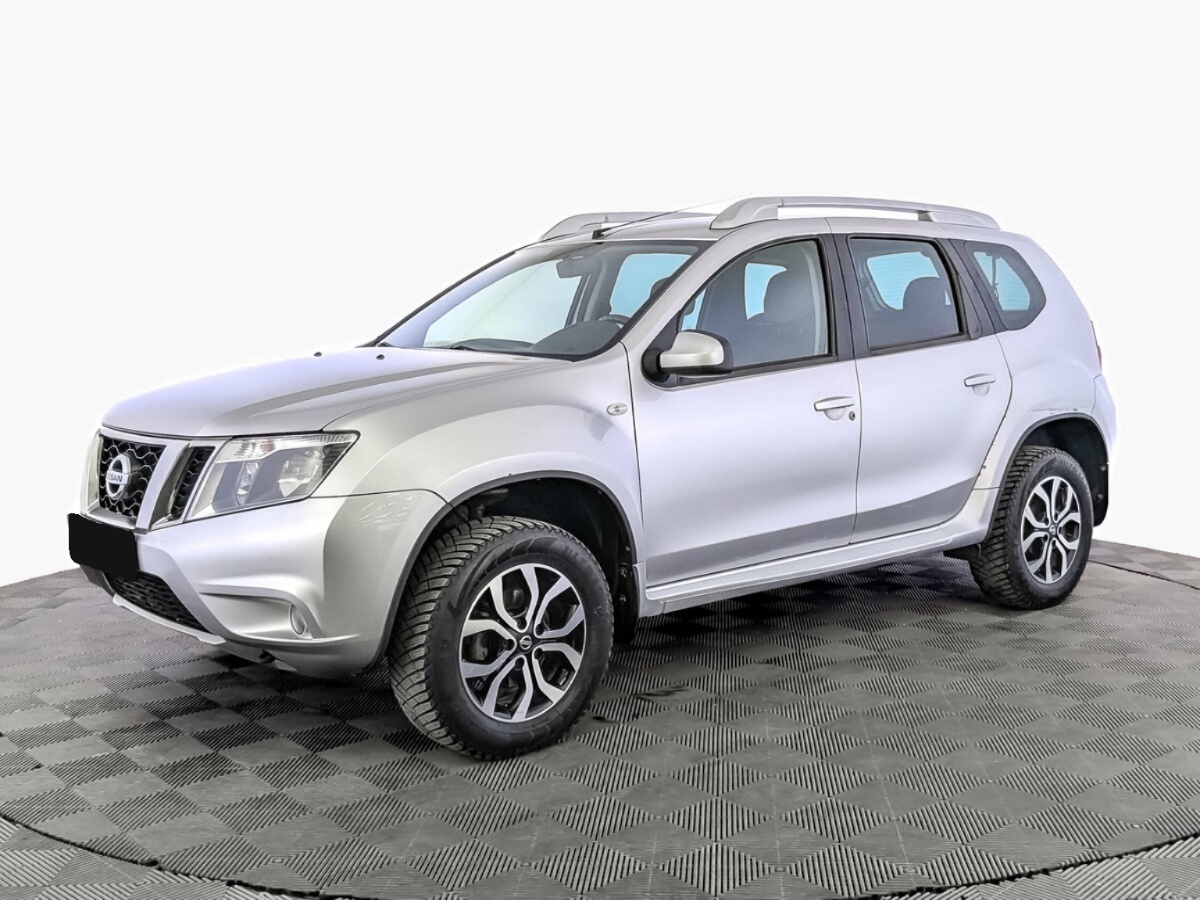 Nissan Terrano III (D10), 2014, 2014 с пробегом 126 374 км, цвет Серебристый, цена - 835 200 руб., кузов - Внедорожник 5 дв.