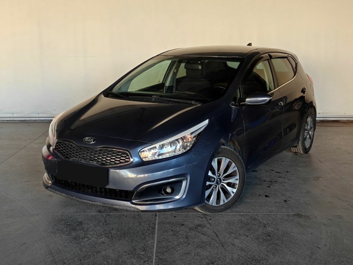 Kia Ceed II Рестайлинг, 2018, 2018 с пробегом 181 145 км, цвет , цена - 818 350 руб., кузов - 