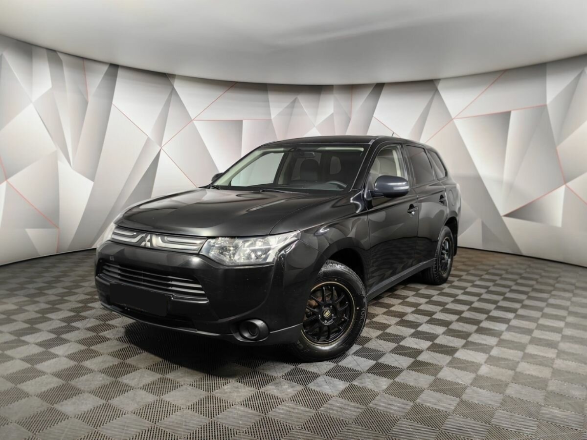 Mitsubishi Outlander III, 2013, 2013 с пробегом 129 902 км, цвет , цена - 779 350 руб., кузов - 