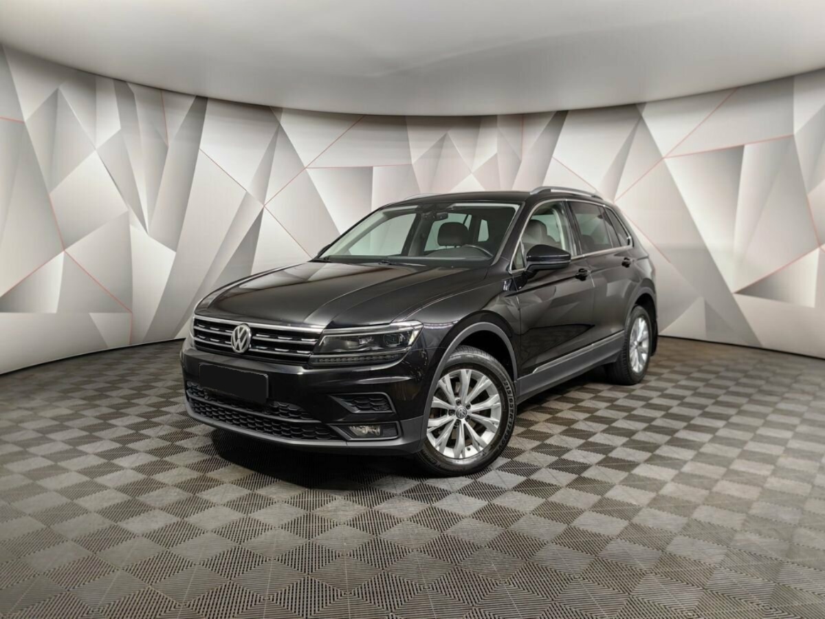 Volkswagen Tiguan II, 2017, 2017 с пробегом 127 537 км, цвет , цена - 1 227 850 руб., кузов - 