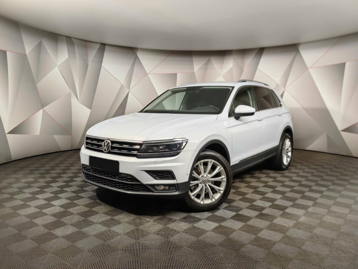 Volkswagen Tiguan II, 2018, 2018 с пробегом 96 740 км, цвет , цена - 1 527 500 руб., кузов - 