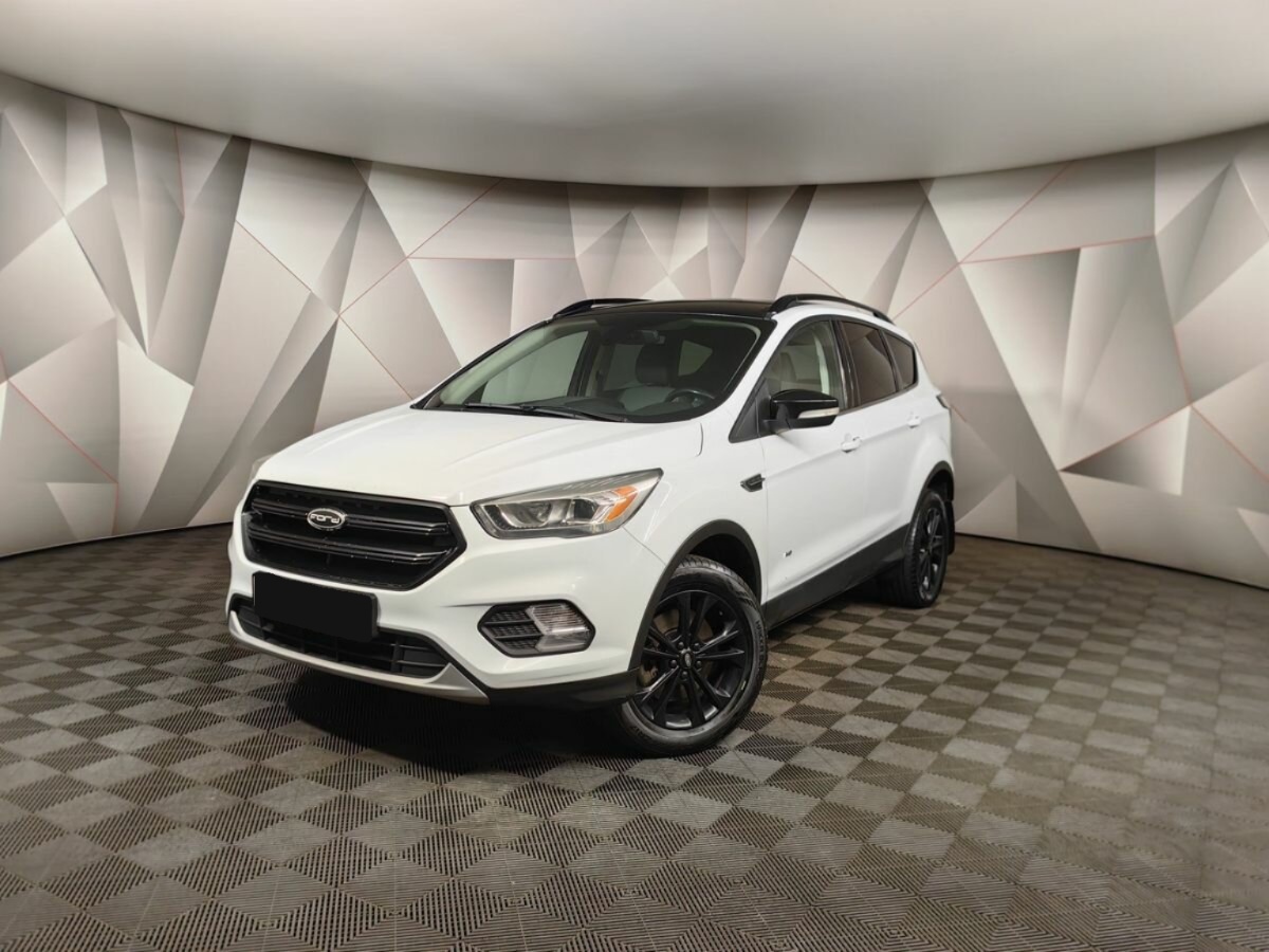 Ford Kuga II Рестайлинг, 2017, 2017 с пробегом 192 245 км, цвет , цена - 911 200 руб., кузов - 