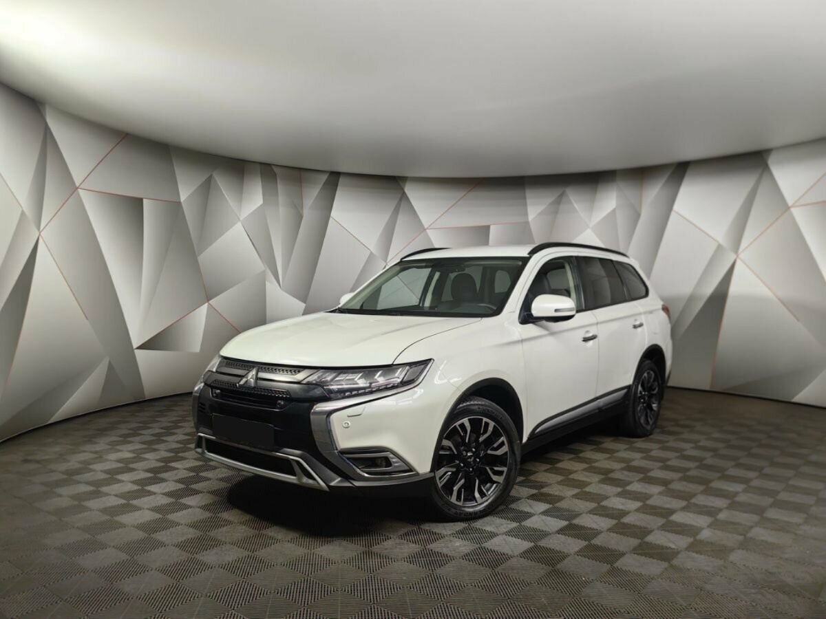 Mitsubishi Outlander III Рестайлинг 3, 2021, 2021 с пробегом 134 740 км, цвет , цена - 1 589 250 руб., кузов - 