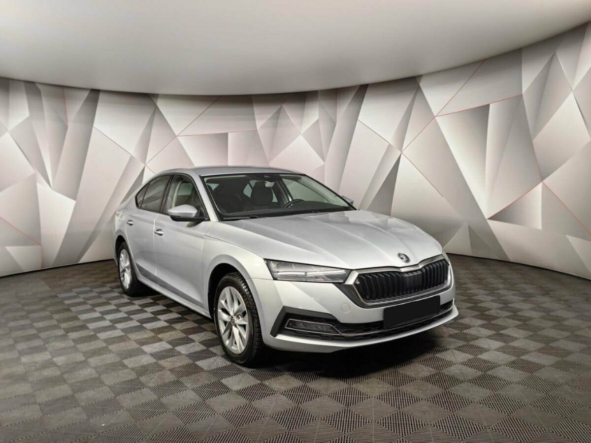 Skoda Octavia IV (A8), 2020, 2020 с пробегом 56 640 км, цвет , цена - 1 553 500 руб., кузов - 