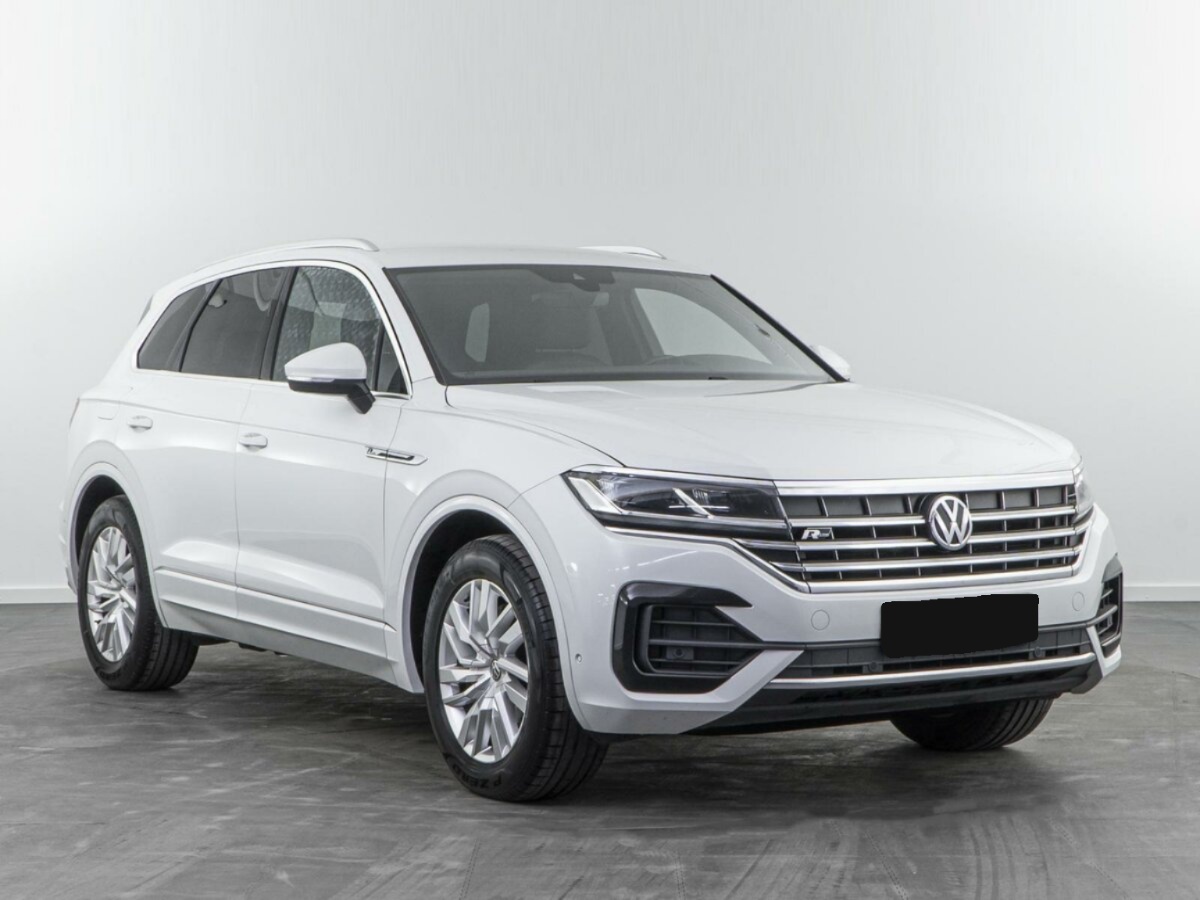 Volkswagen Touareg III, 2019, 2019 с пробегом 126 600 км, цвет , цена - 2 690 240 руб., кузов - 