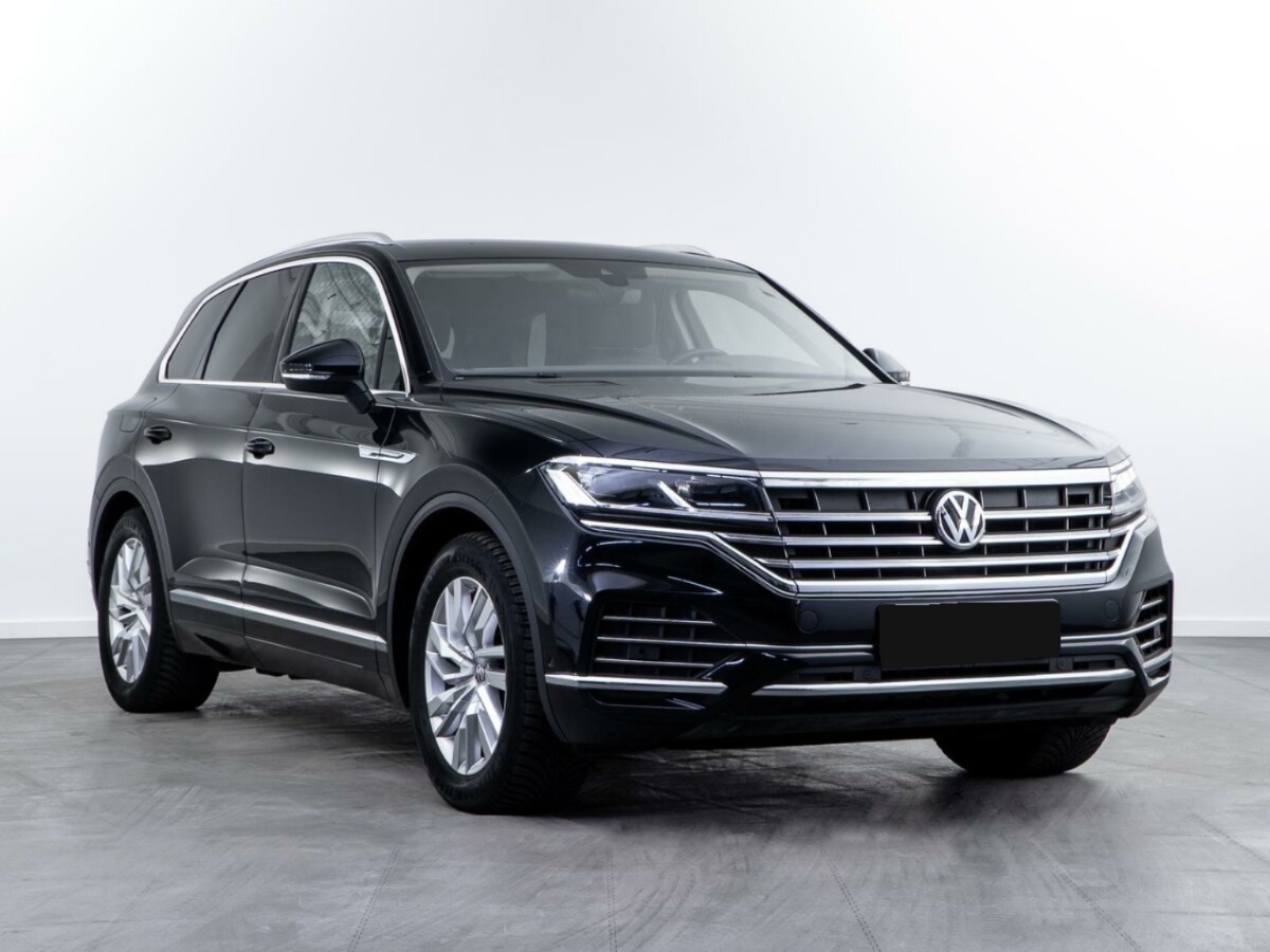 Volkswagen Touareg III, 2019, 2019 с пробегом 72 415 км, цвет , цена - 2 916 485 руб., кузов - 